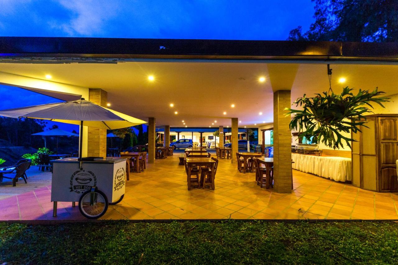 Mansion By Bernalo Hotels Guatapé Zewnętrze zdjęcie